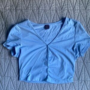 SHEIN cropped blue button tee, size XS
